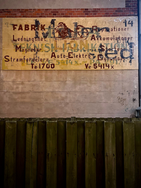 A great example of the Danish sign painting heritage that’s still found throughout Copenhagen. 